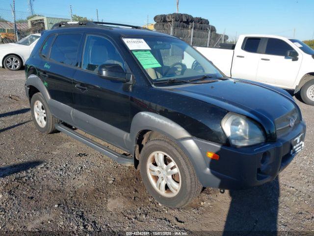  Salvage Hyundai TUCSON