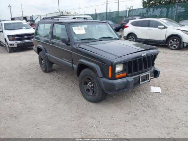  Salvage Jeep Cherokee