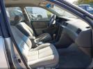 Toyota Camry Le Image 5