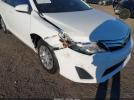 Toyota Camry Le Image 4
