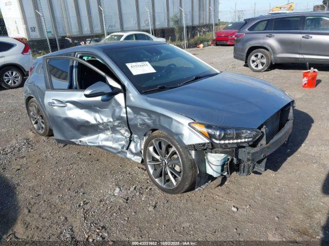  Salvage Hyundai VELOSTER
