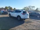 Toyota RAV4 Le Image 17