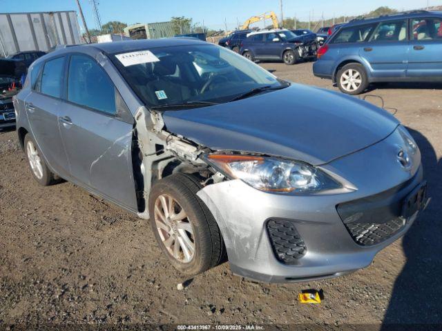  Salvage Mazda Mazda3