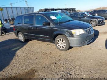 Salvage Chrysler Town & Country