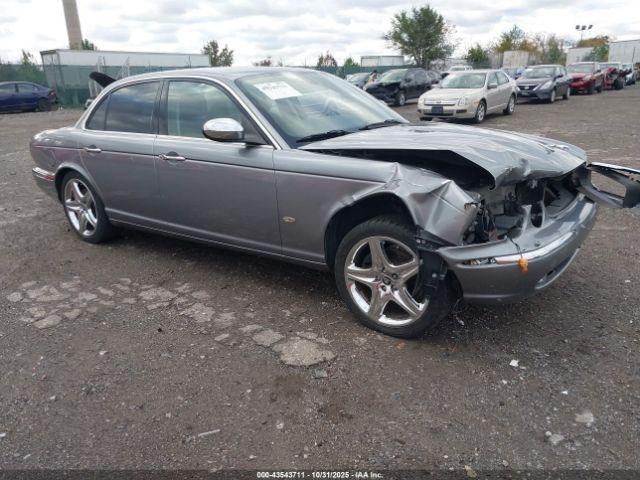  Salvage Jaguar XJ