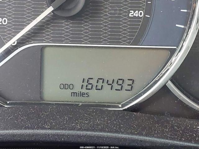 Toyota Corolla Le Image 8