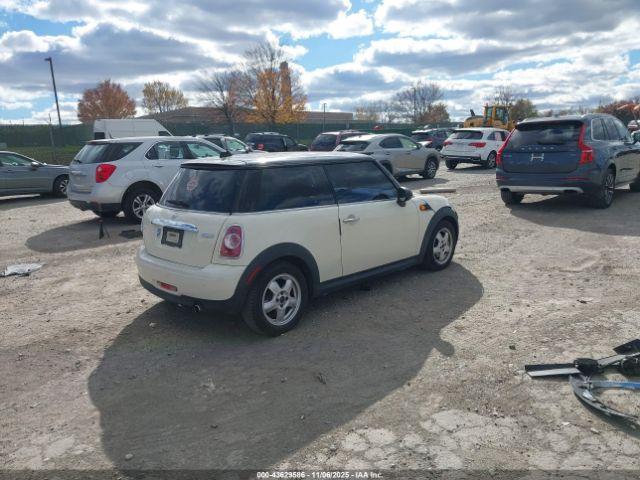 MINI Cooper Image 16