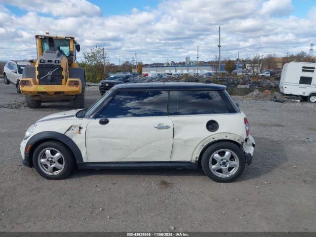 MINI Cooper Image 12