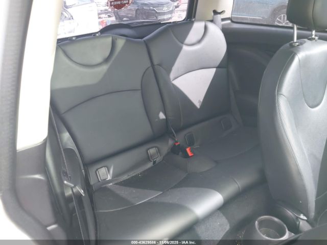 MINI Cooper Image 15