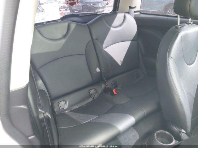 MINI Cooper Image 15