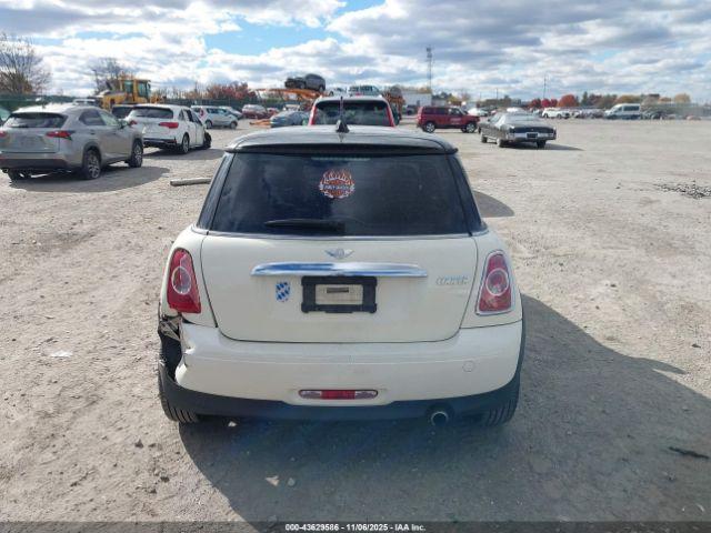 MINI Cooper Image 11