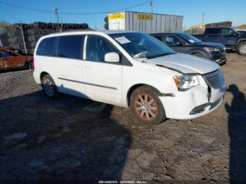  Salvage Chrysler Town & Country