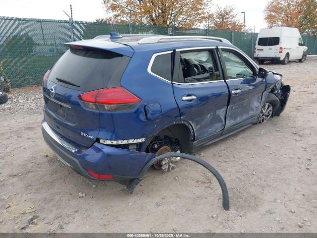 Nissan Rogue Sv Image 3