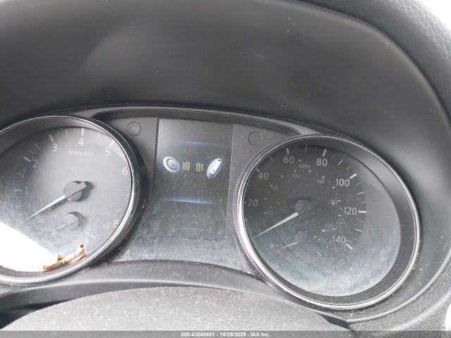 Nissan Rogue Sv Image 4