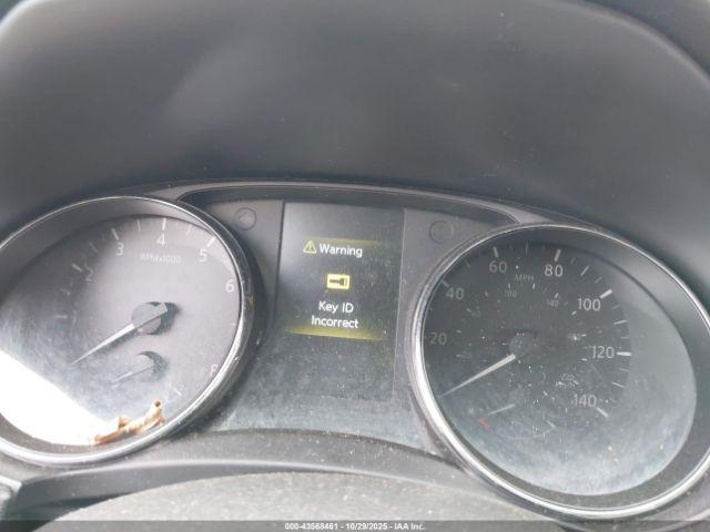 Nissan Rogue Sv Image 13