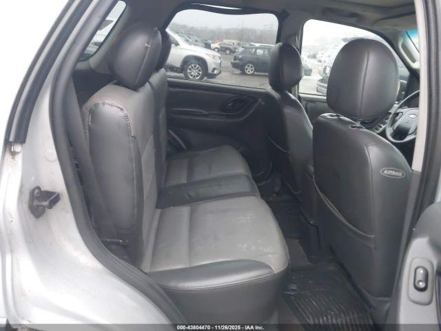Ford Escape Xlt Image 5