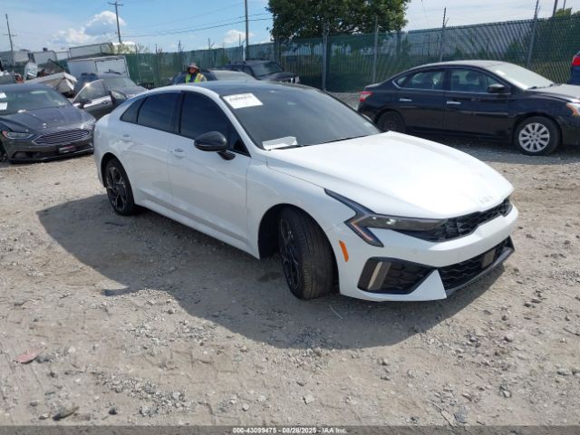 Kia K5 Gt-line Image 1