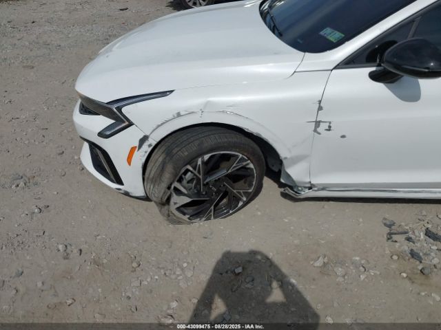 Kia K5 Gt-line Image 15