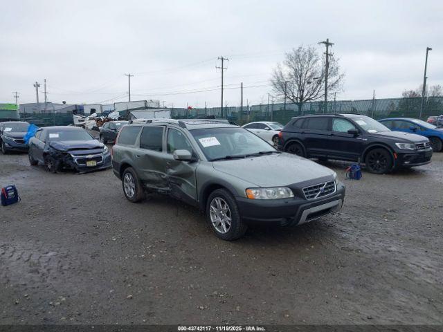  Salvage Volvo XC70