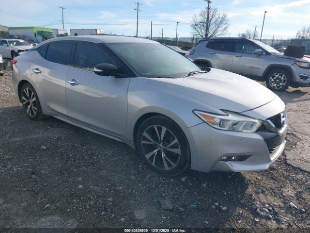  Salvage Nissan Maxima