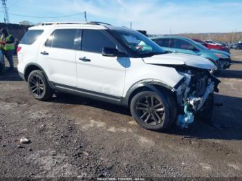  Salvage Ford Explorer