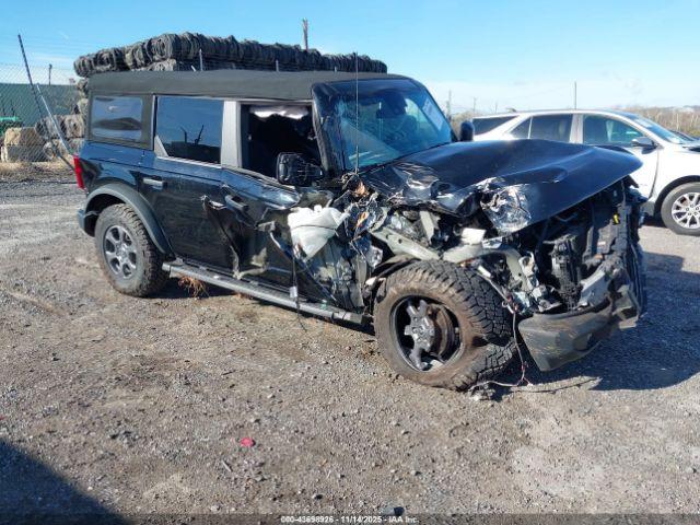  Salvage Ford Bronco