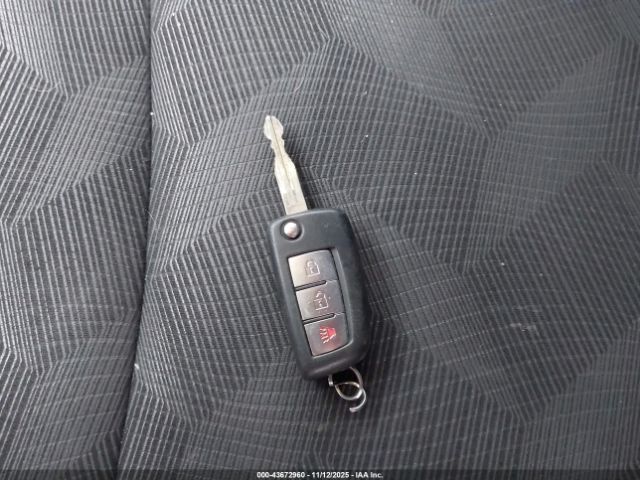 Nissan Rogue S Image 10