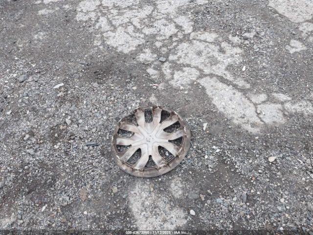 Nissan Rogue S Image 12