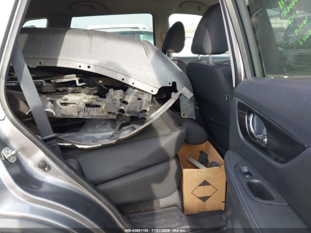 Nissan Rogue Sv Image 6