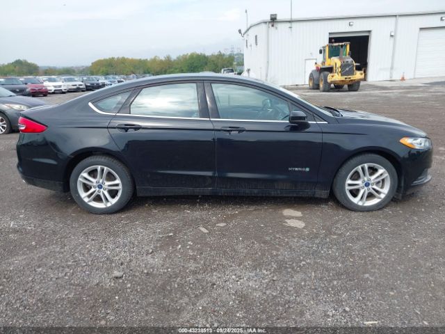 Ford Fusion S Image 11