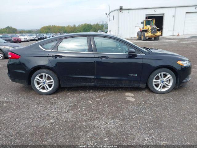 Ford Fusion S Image 11