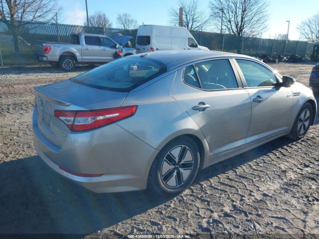 Kia Optima Lx Image 8