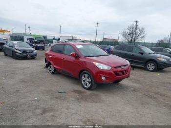  Salvage Hyundai TUCSON