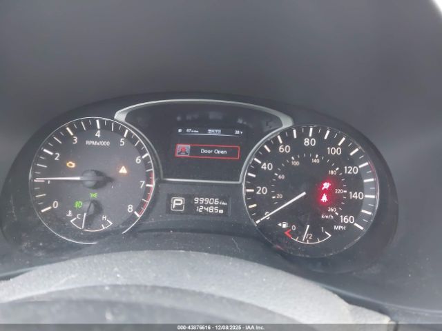 Nissan Pathfinder Sl Image 8