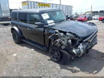  Salvage Ford Bronco