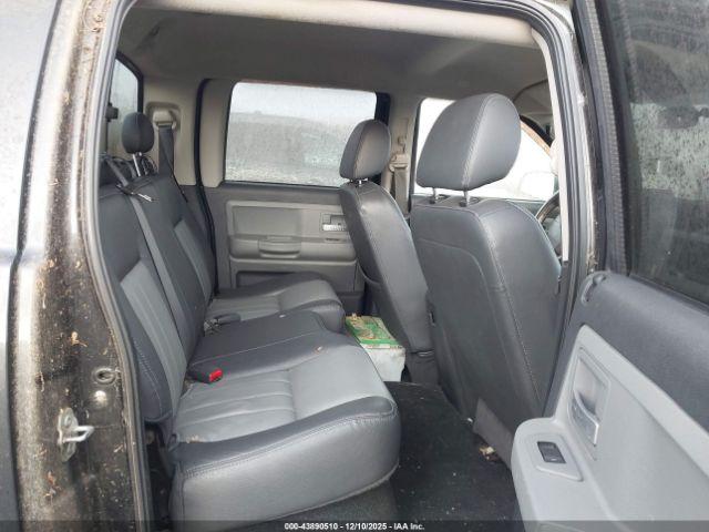 Dodge Dakota Laramie Image 9