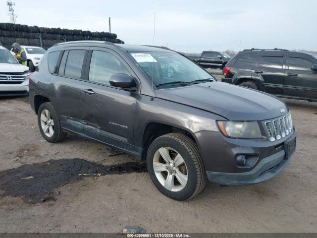 Salvage Jeep Compass