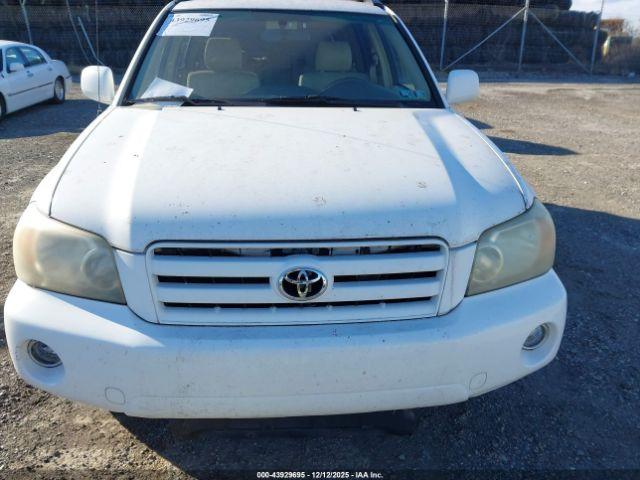 Toyota Highlander V6 Image 5