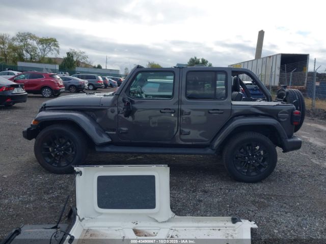 Jeep Wrangler High Altitude 4x4 Image 10