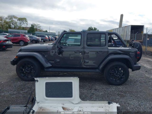 Jeep Wrangler High Altitude 4x4 Image 10