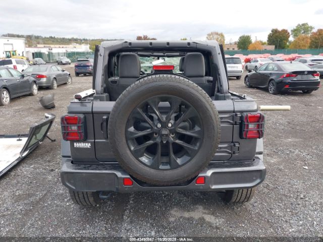 Jeep Wrangler High Altitude 4x4 Image 17