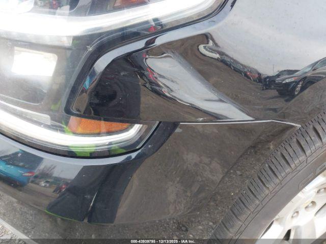 Chevrolet Suburban Ltz Image 17