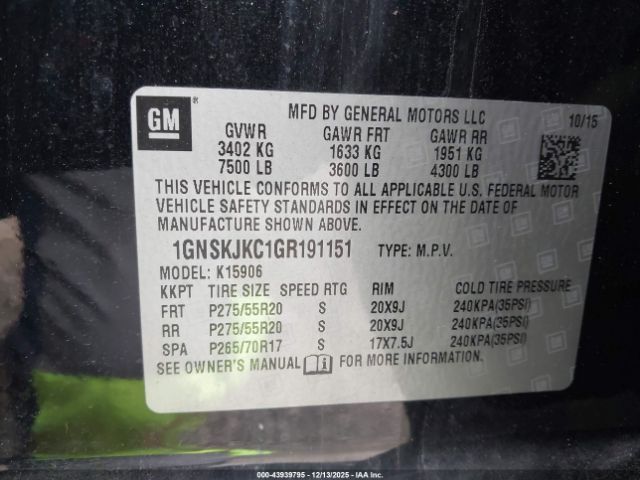 Chevrolet Suburban Ltz Image 11