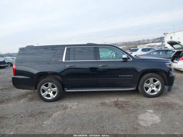 Chevrolet Suburban Ltz Image 9