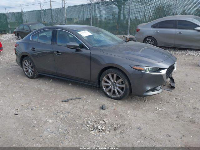  Salvage Mazda Mazda3