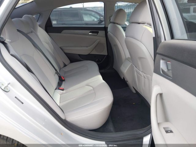 Hyundai SONATA Se Image 12