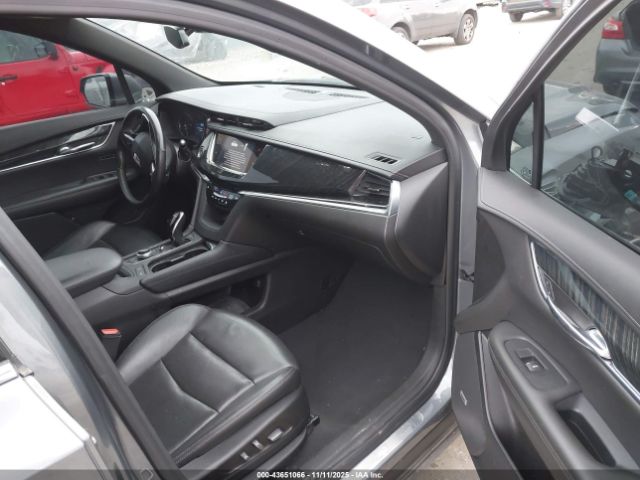 Cadillac XT6 Awd Premium Luxury Image 7