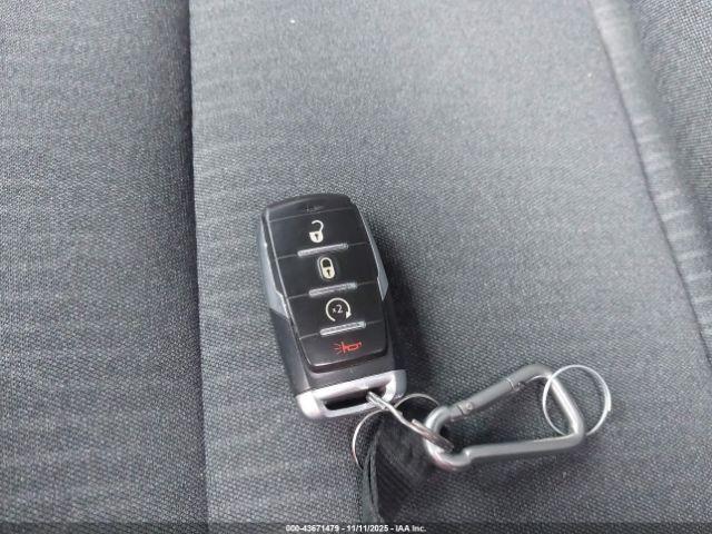 Ram 1500 Big Horn  4x4 6'4 Box Image 4