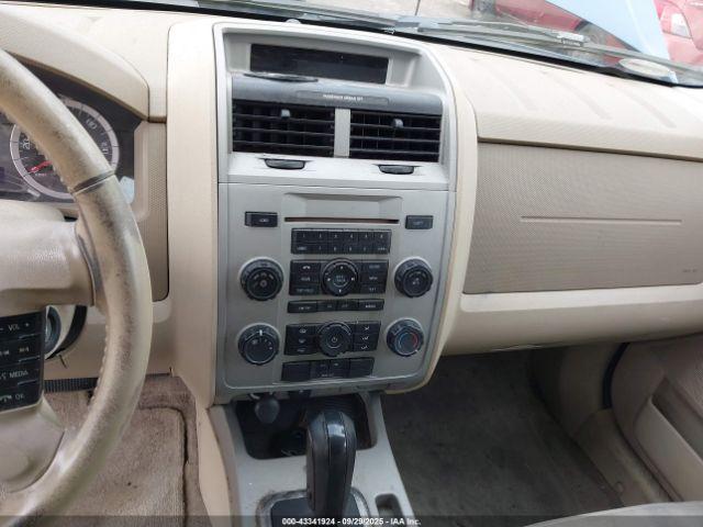 Ford Escape Xlt Image 8