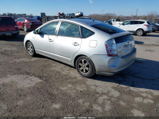 Toyota Prius Image 6